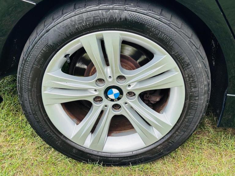 BMW 3 SERIES 2.0 320d Sport Euro 5 (s/s) 4dr 2012