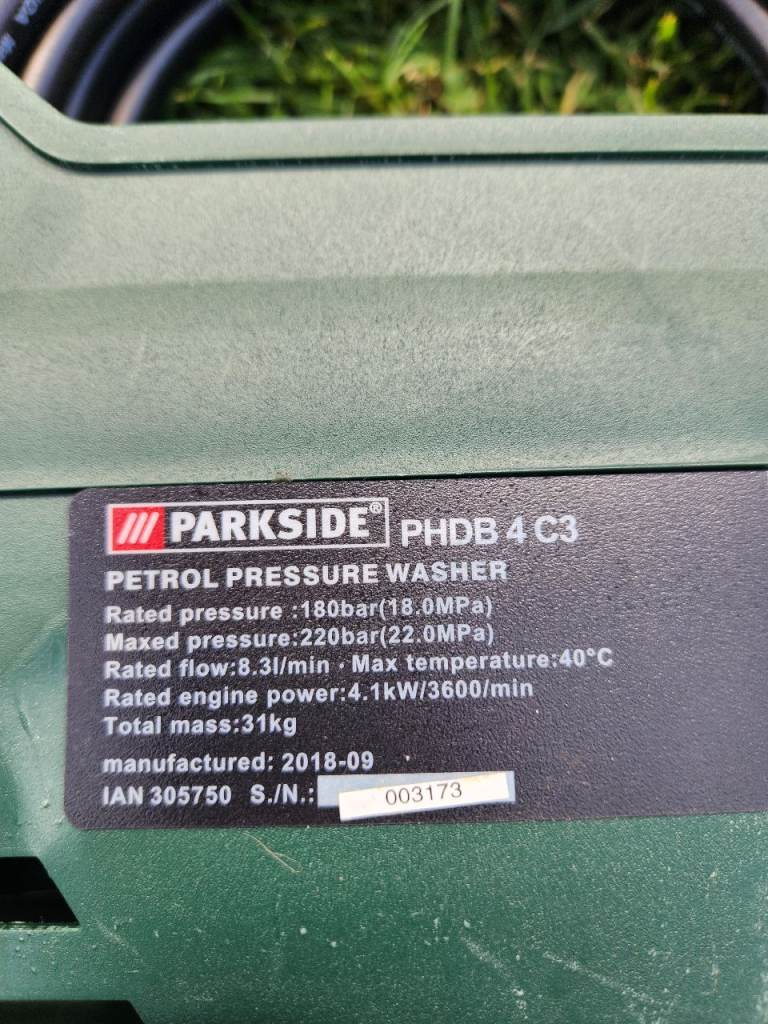 Portable Petrol pressure washer