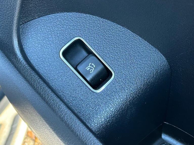 2021 Mercedes-Benz GLE 2.0 GLE300d AMG Line (Premium Plus) SUV 5dr Diesel G-Tronic 4MATIC Euro 6 ...