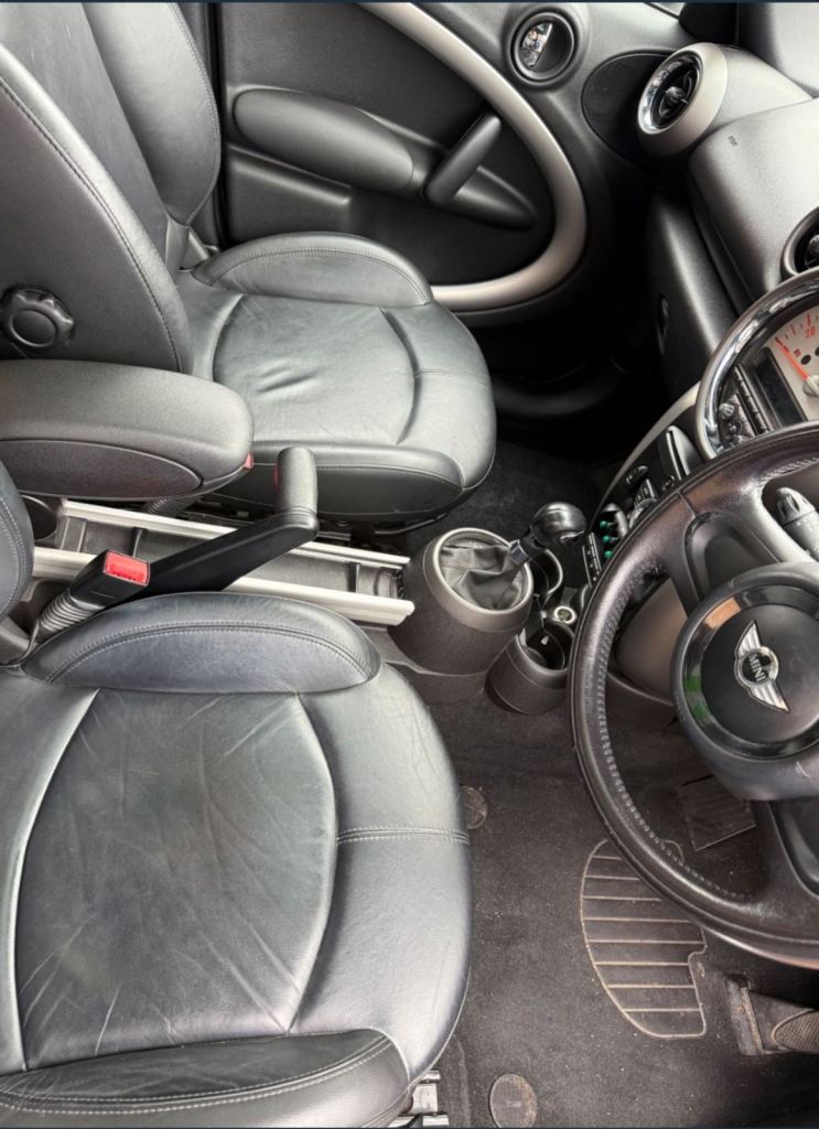 Mini, COUNTRYMAN, Hatchback, 2011, Semi-Auto, 1995 (cc), 5 doors