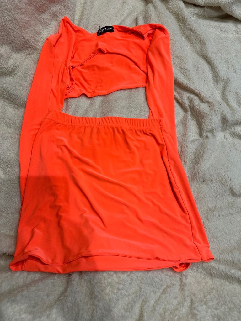 Women’s top and skirt 
