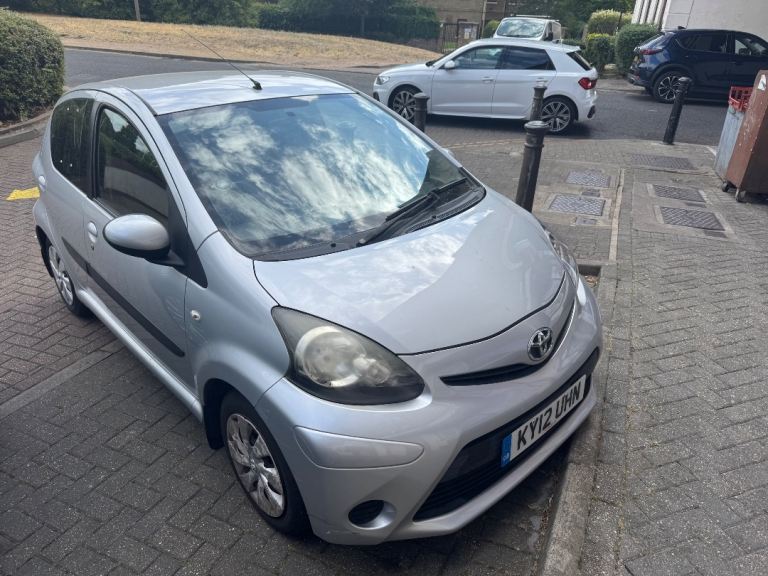 Toyota, AYGO, Hatchback, 2012, Manual, 998 (cc), 5 doors