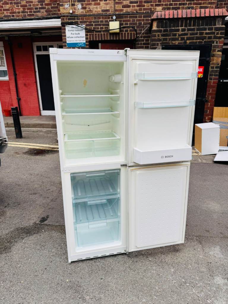 Fridge freezer with delivery 