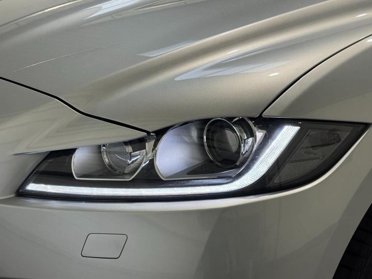 2019 Jaguar F-Pace 2.0 D180 R-Sport SUV 5dr Diesel Auto AWD Euro 6 (s/s) (180 ps) ESTATE Diesel A...