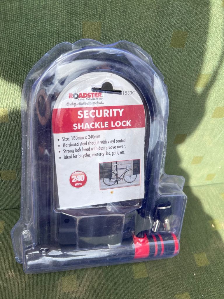 Roadstar Security Shackle Lock 240mm – Brand New