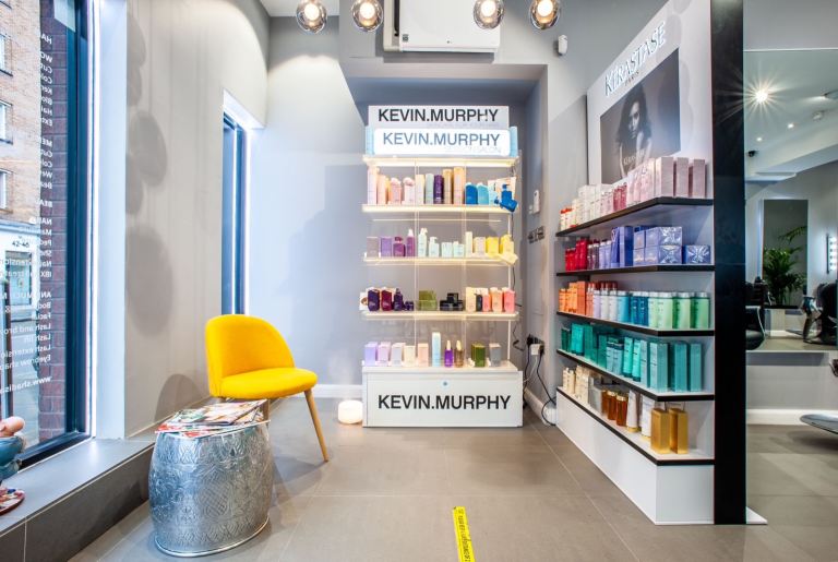 Salon Chairs to Rent Central London – Prime Oxford Circus Location (Next to BBC)