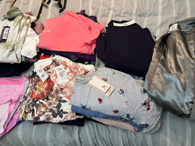 Large Ladies Clothes Bundle Size 20 - lots with tags on!!