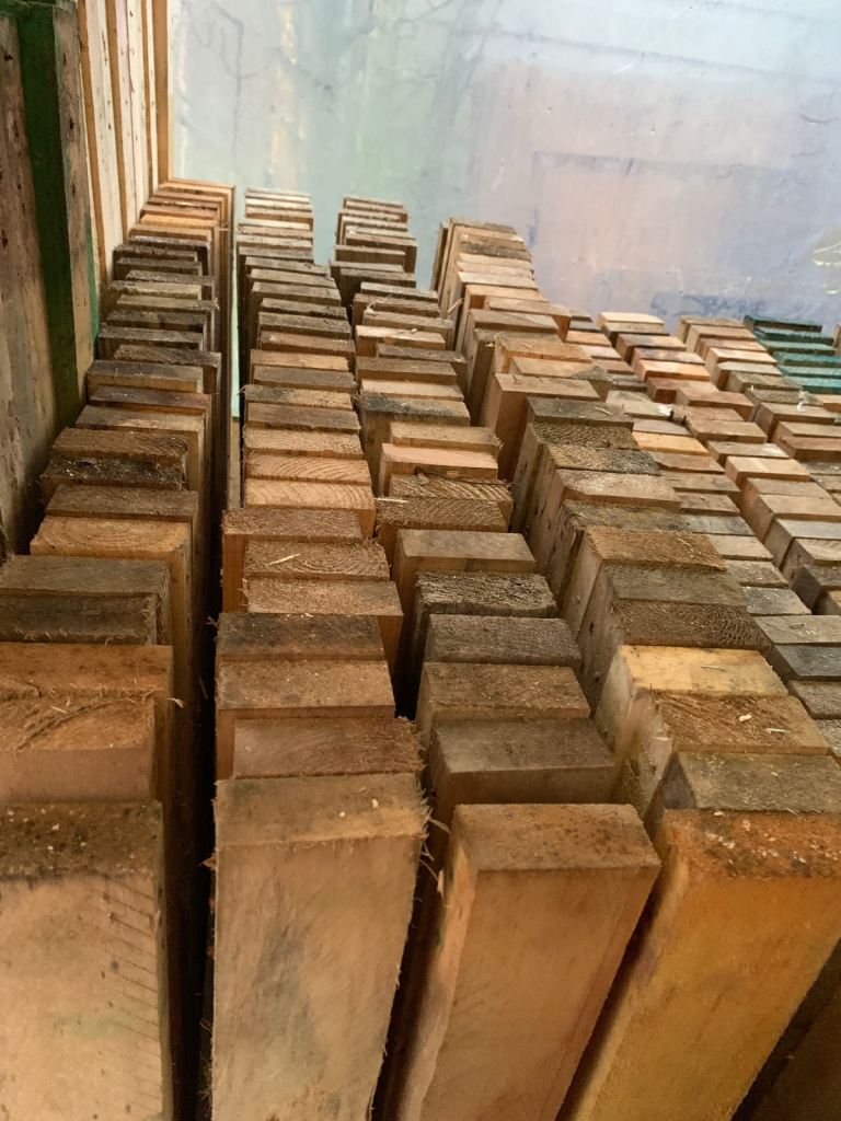 50p 1m pallet beams 