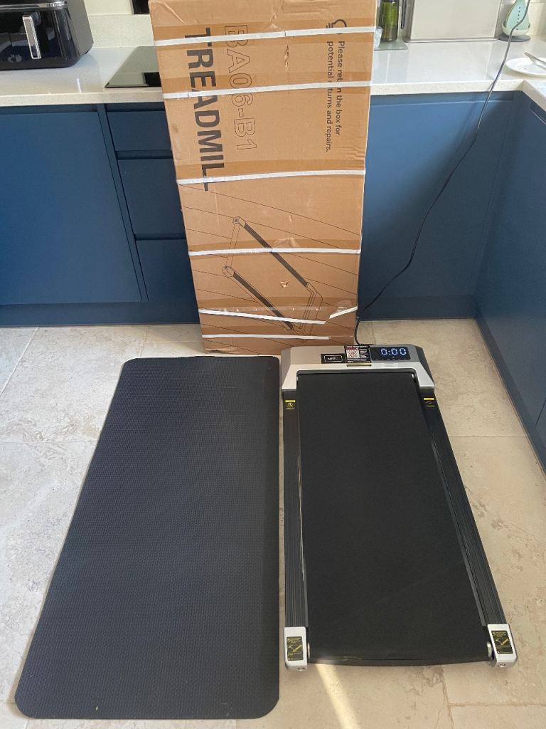 A Deerun Model BA06-81 Treadmill | in Melton, Suffolk | Gumtree