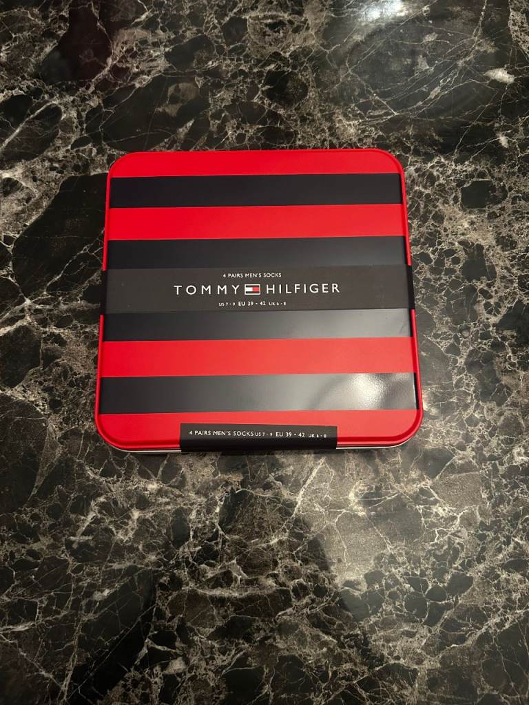 Tommy Hilfiger Men’s Sock Gift Box Tin 4 Pairs Black UK 6–8 – Brand New