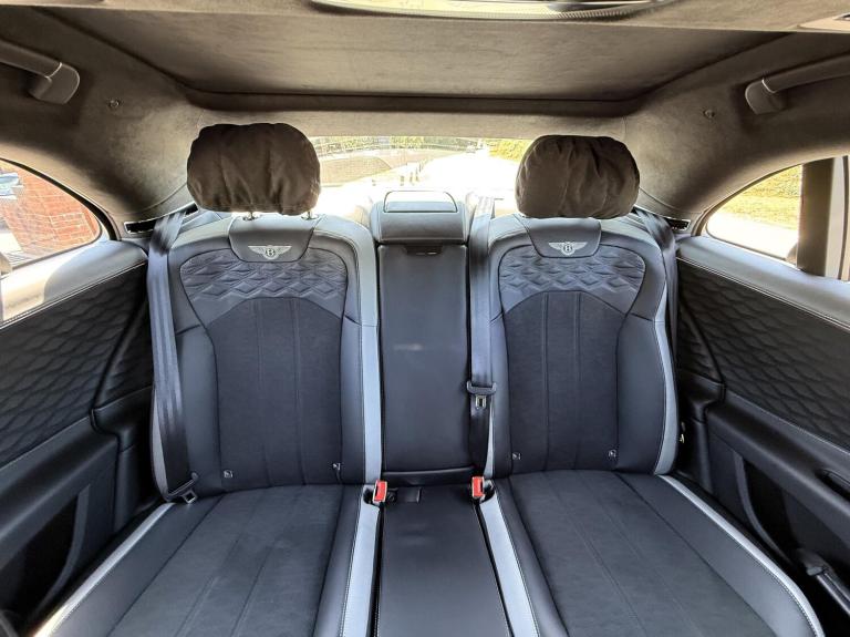 2025 Bentley Flying Spur 4.0 V8 Ultra-Performance 25.9kWh Speed Saloon 4dr Petrol Plug-in Hybrid ...