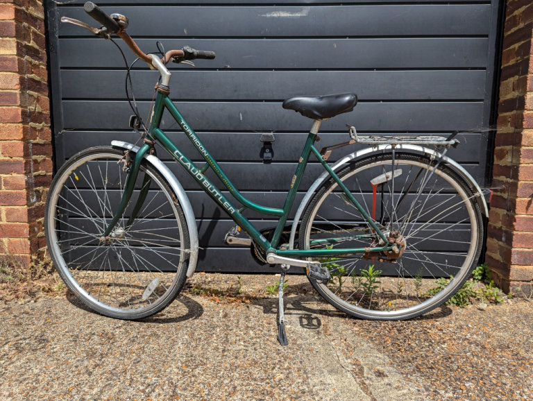 Ladies Claud Butler Torridon town bike with accessories