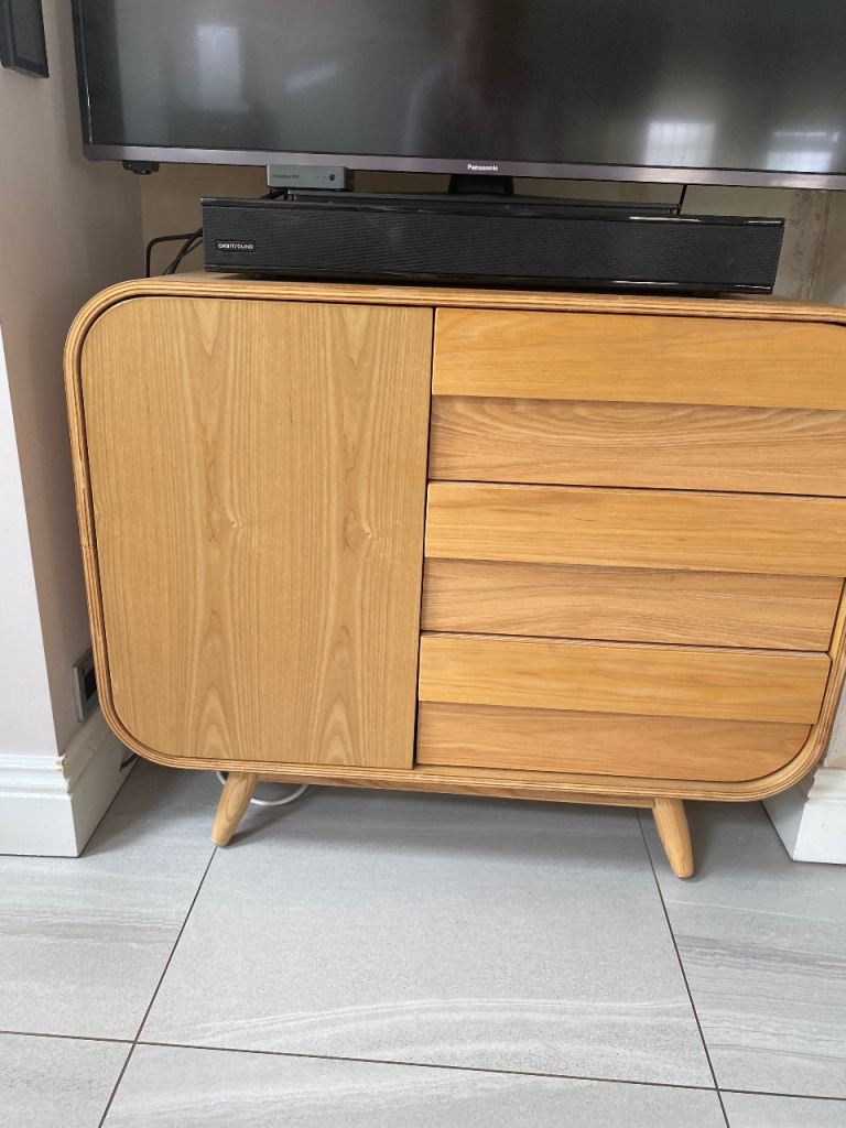 Sideboard