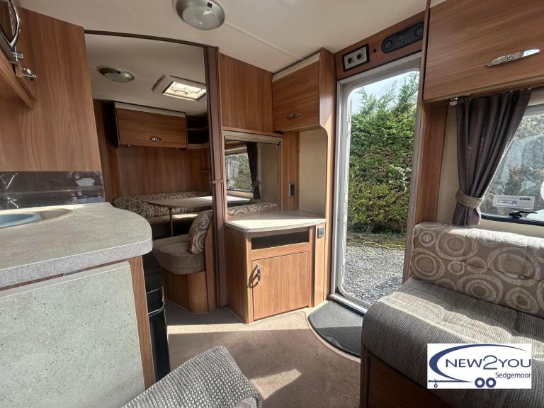 2013 Sprite MAJOR 4 - 4 berth Caravan + MOTOR MOVER - STOCK NO J005