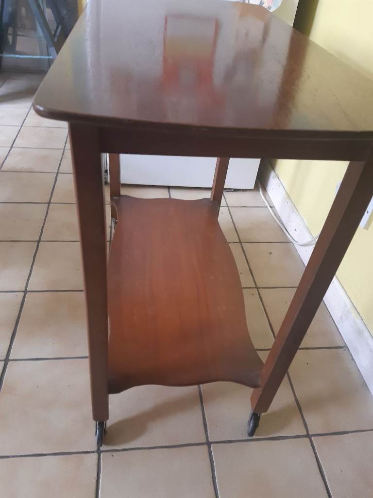 Two tier hostess trolley