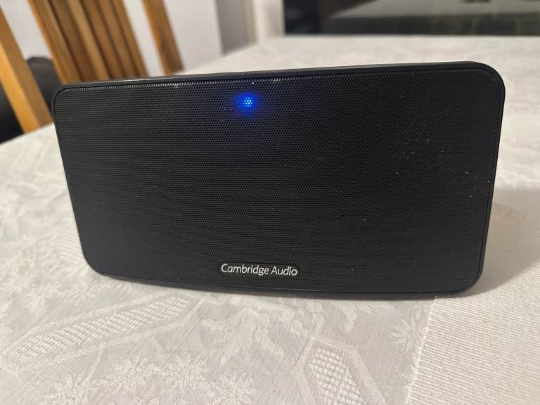 Cambridge audio Go V2 Portable Bluetooth Speaker with Mains PSU adaptor 