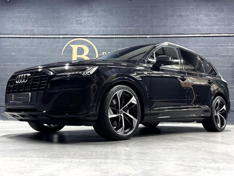 AUDI Q7 3.0 TFSI V6 55 Black Edition 2021