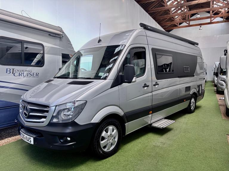 LUNAR LANDSTAR EW / MERCEDES / AUTO / 2 BERTH / 3500KG / 20,949 MILES MOTORHOME 
