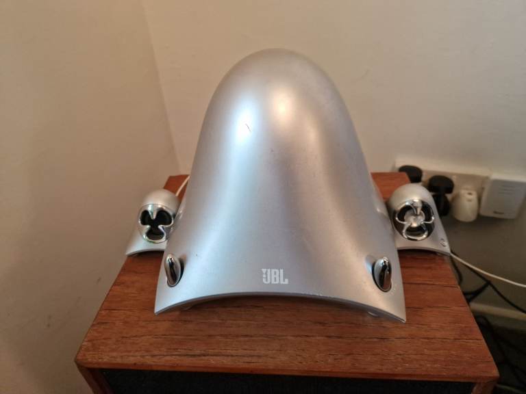 JBL creature ll   speakers 