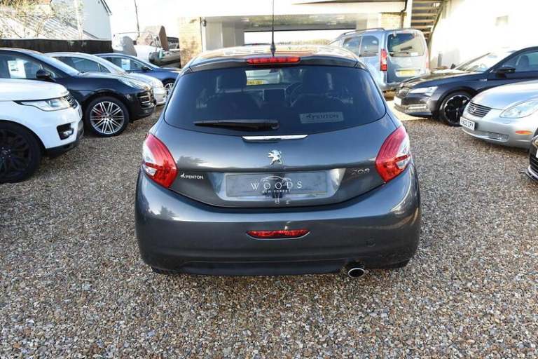 2014 Peugeot 208 1.2 VTi Allure 3dr HATCHBACK PETROL Manual
