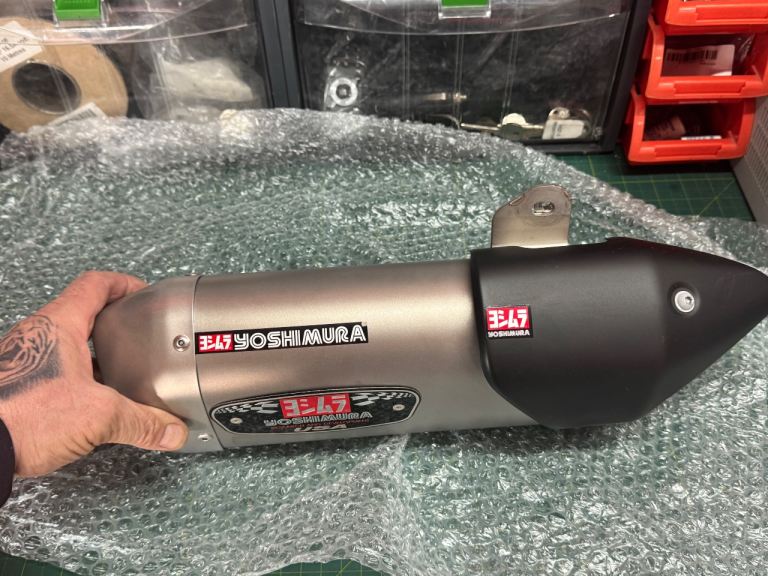 Yamaha MT10 SP rear can. 