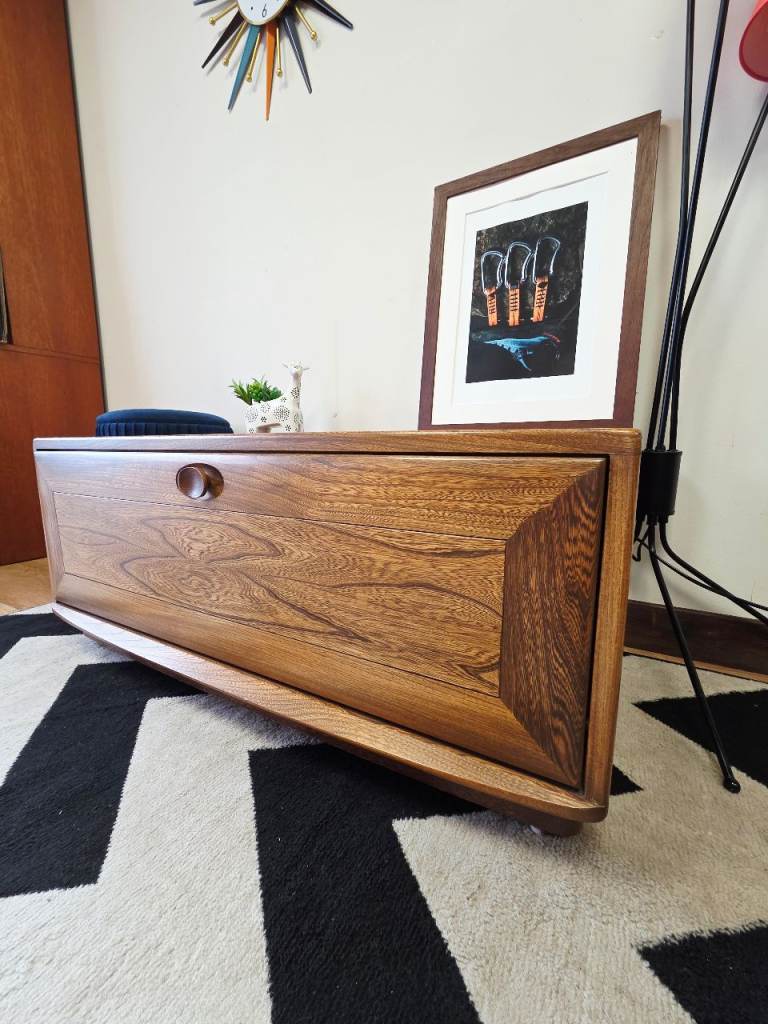 ERCOL Vintage Elm TV Unit / Coffee Table / Blanket Box – Mid Century Design