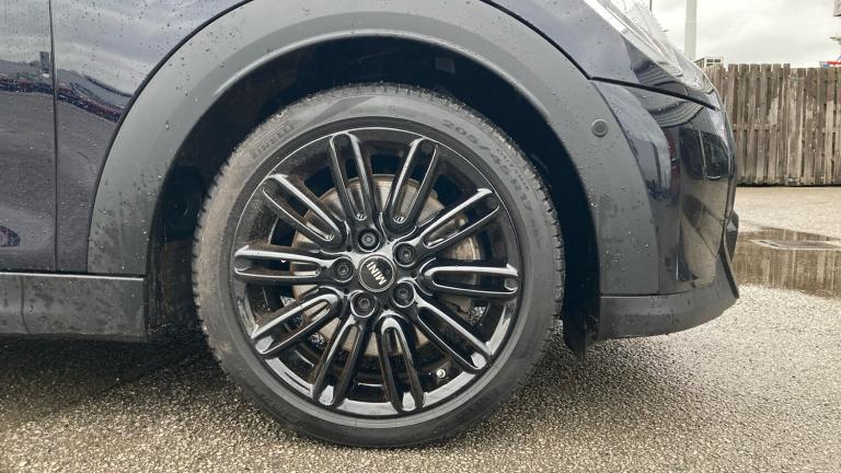 2023 MINI Cooper 2.0 S Exclusive 5dr Auto Petrol Hatchback Hatchback Petrol Automatic