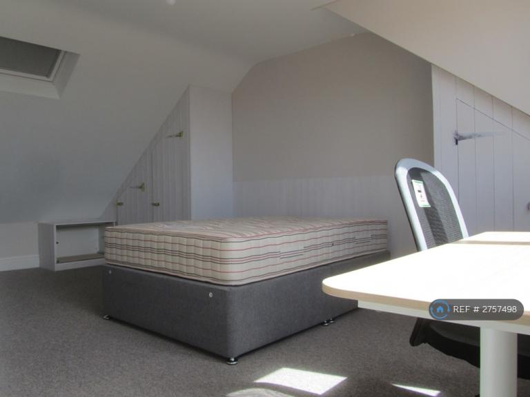 6 bedroom house in Wellington Hill, Bristol, BS7 (6 bed) (#2757498)