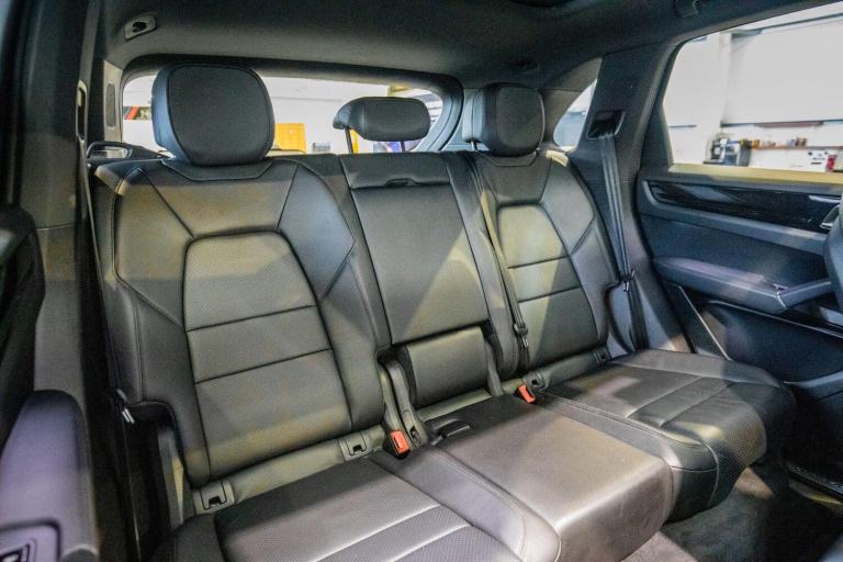 2020 Porsche Cayenne E-Hybrid 5dr Tiptronic S ESTATE PETROL/ELECTRIC Automatic