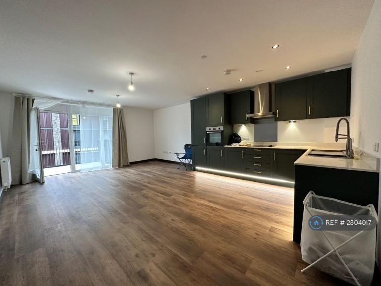 1 bedroom flat in Gramophone Lane, Hayes, UB3 (1 bed) (#2804017)