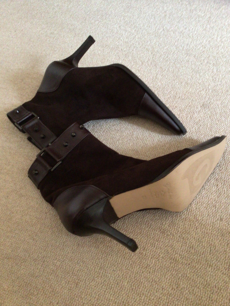  LADIES ITALIAN ANKLE BOOTS; SUEDE/LEATHER. BRAND NEW.