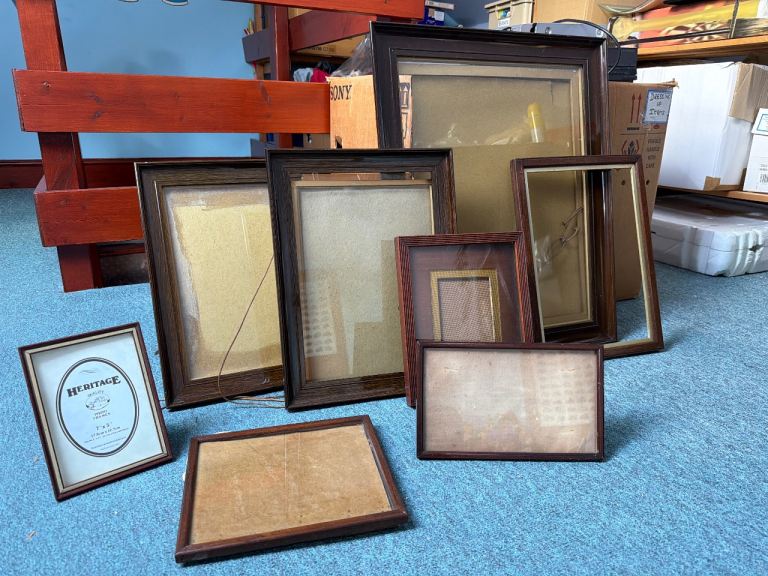 8  vintage photo frames 