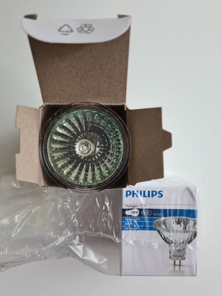 2 Pack Philips Halogen 12v GU5.3 Light Bulbs 680 lumen 3000k Warm White Dimmable new