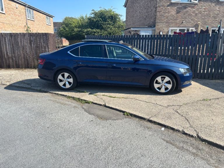 Skoda, SUPERB, Hatchback, 2017, Manual, 1968 (cc), 5 doors