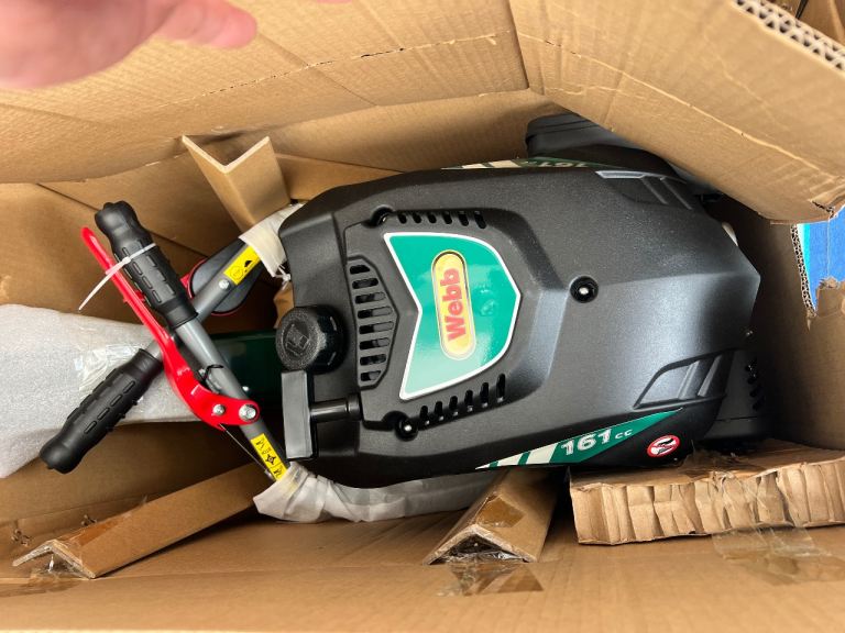 Brand new in Box Petrol Tiller Cultivator Rotovator With a 36CM Tilling Width and 13CM Tilling Depth