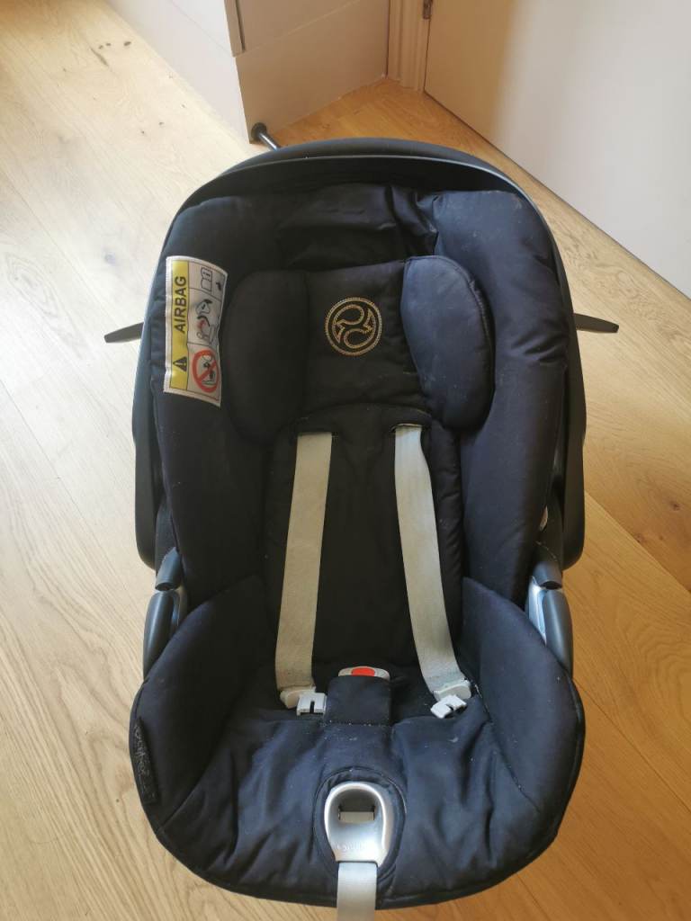 FREE cybex isize Baby Car Seat – Black, Used Condition