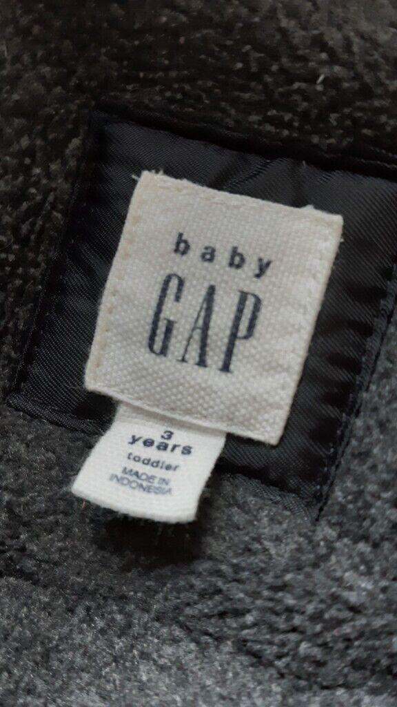 GAP Black Kids Jacket 3 years old