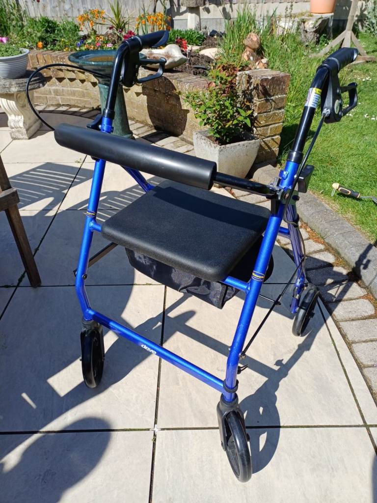 Walker/stroller mobility aid