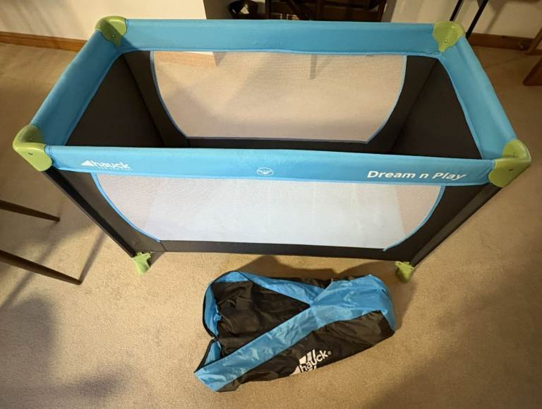 hauck Dream & Play Travel Cot