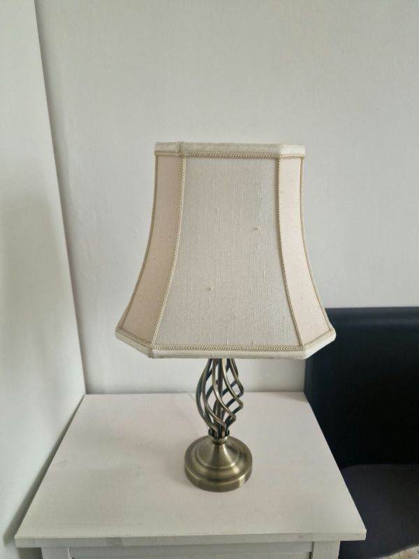 Cream and Bronze Table Lamp – Good Condition