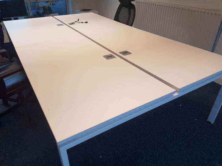 Used White Bank of 4 Bench computer hot Desk 280cm x 160cm
