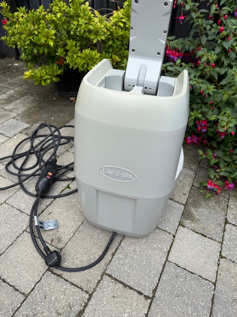 Hot tub pump and accessories 