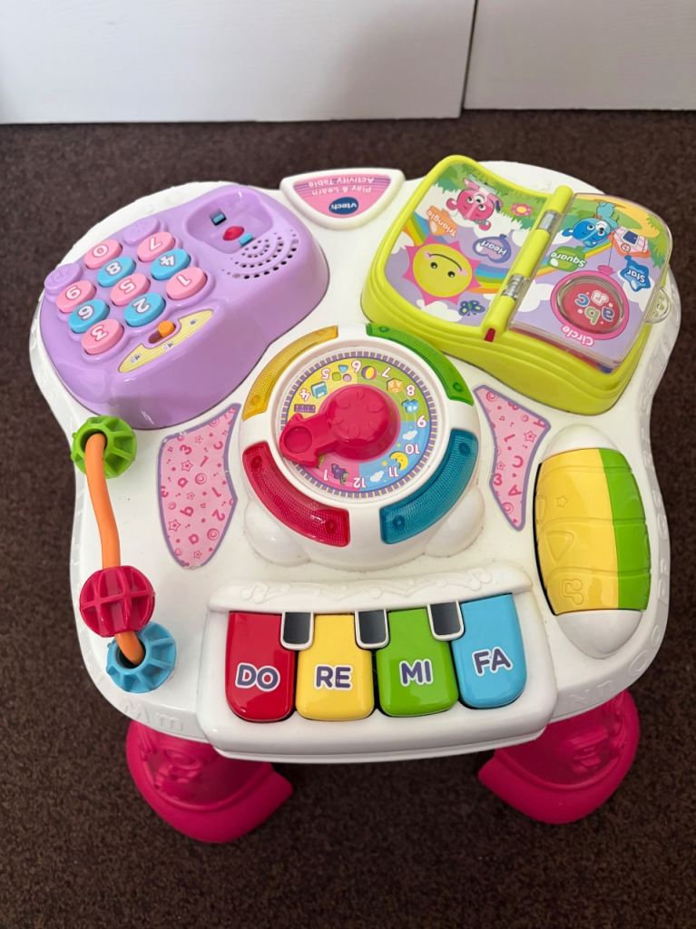 VTech Play & Learn Activity Table – Multicoloured, Good Condition