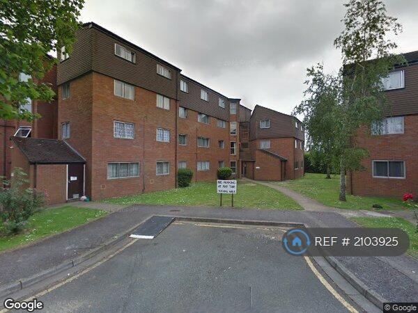 2 bedroom flat in Cranston Close, Hounslow, TW3 (2 bed) (#2103925)