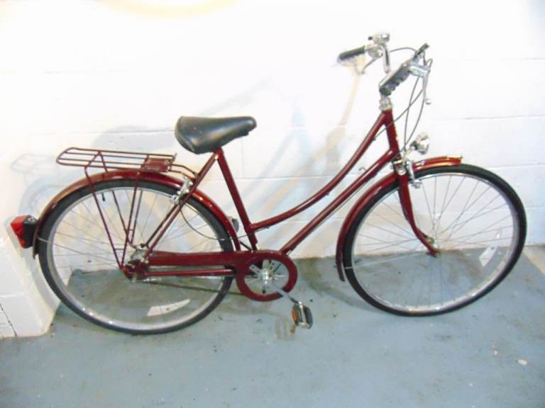 Raleigh Cameo (20" frame) Dutch style/Step-through/Town Bike (free local delivery)