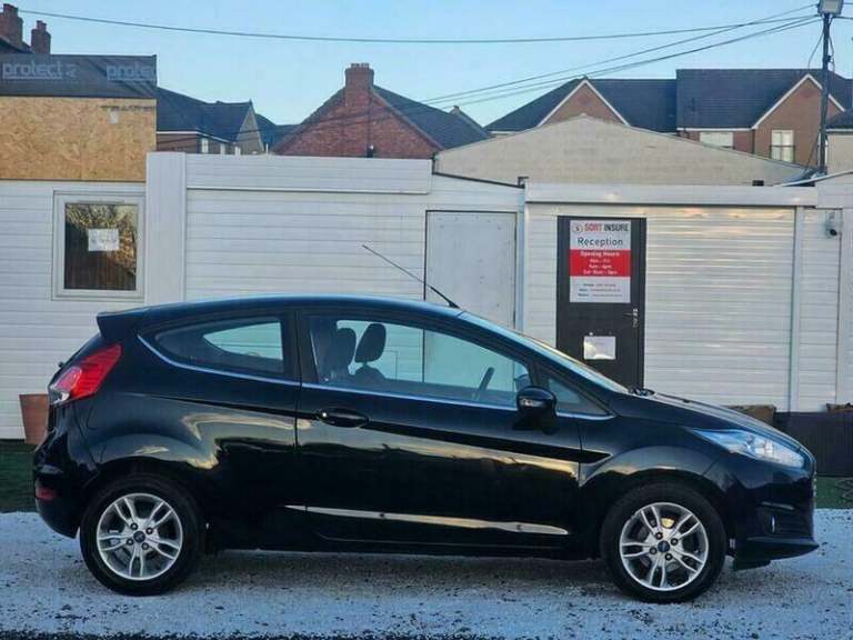 2015 Ford Fiesta 1.25 Zetec Euro 6 3dr HATCHBACK Petrol Manual