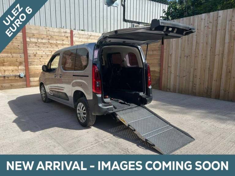 2019 Citroen Berlingo 1.5 BlueHDi 100 Feel M 5dr MPV DIESEL Manual