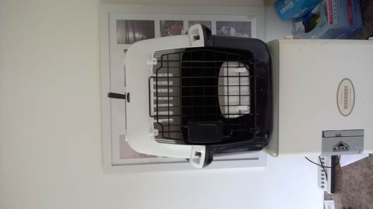 pet carrier