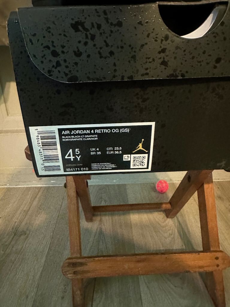 Jordan 4 black cat size 4