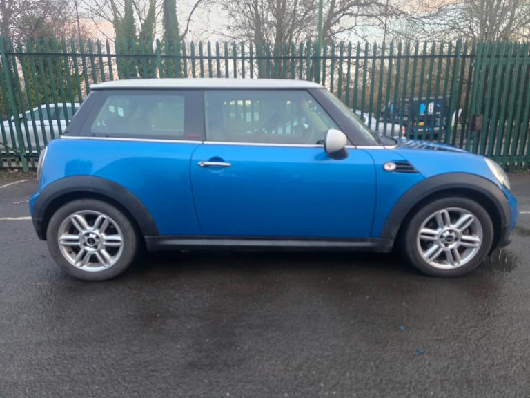 2011 MINI Hatch 1.6 Cooper D Pimlico 3dr HATCHBACK Diesel Manual